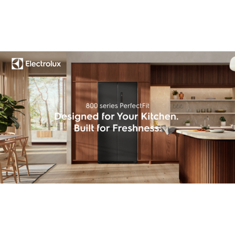 522L 800 Series Quad door refrigerator