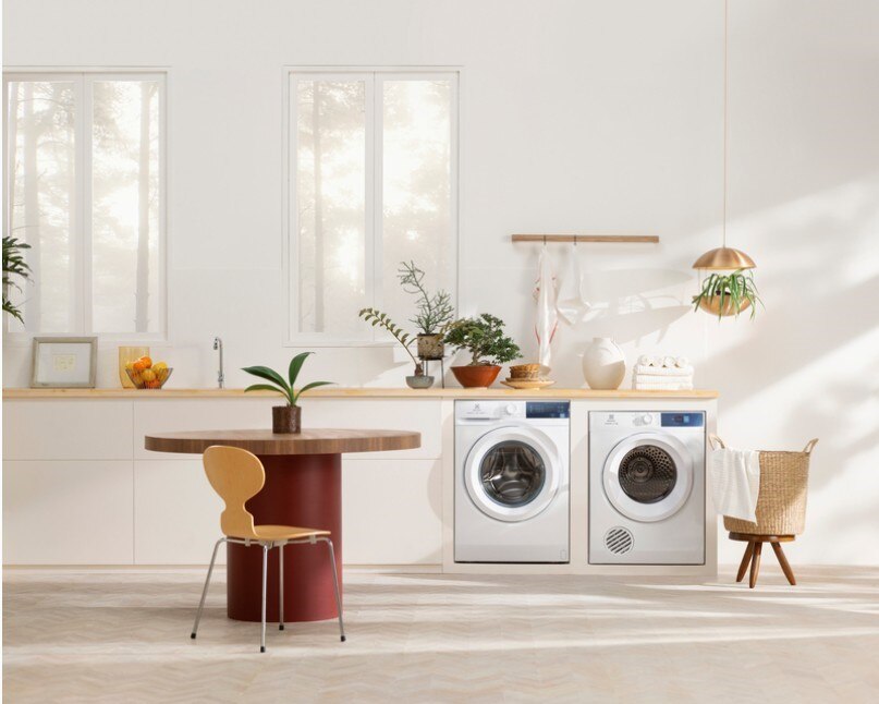 Top load and front load washers