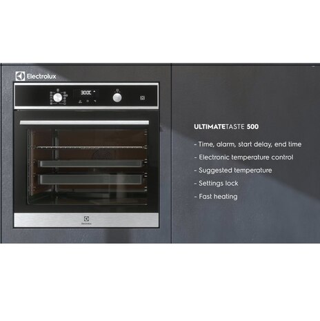 60cm UltimateTaste 500 built-in single oven with 72L capacity